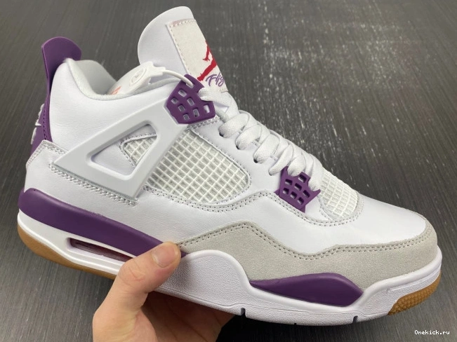 One Kick Jordan Retro SB 4 DR5415-150 0806